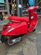 Vespa Primavera 50 red Vespa for Children - VESPA V50