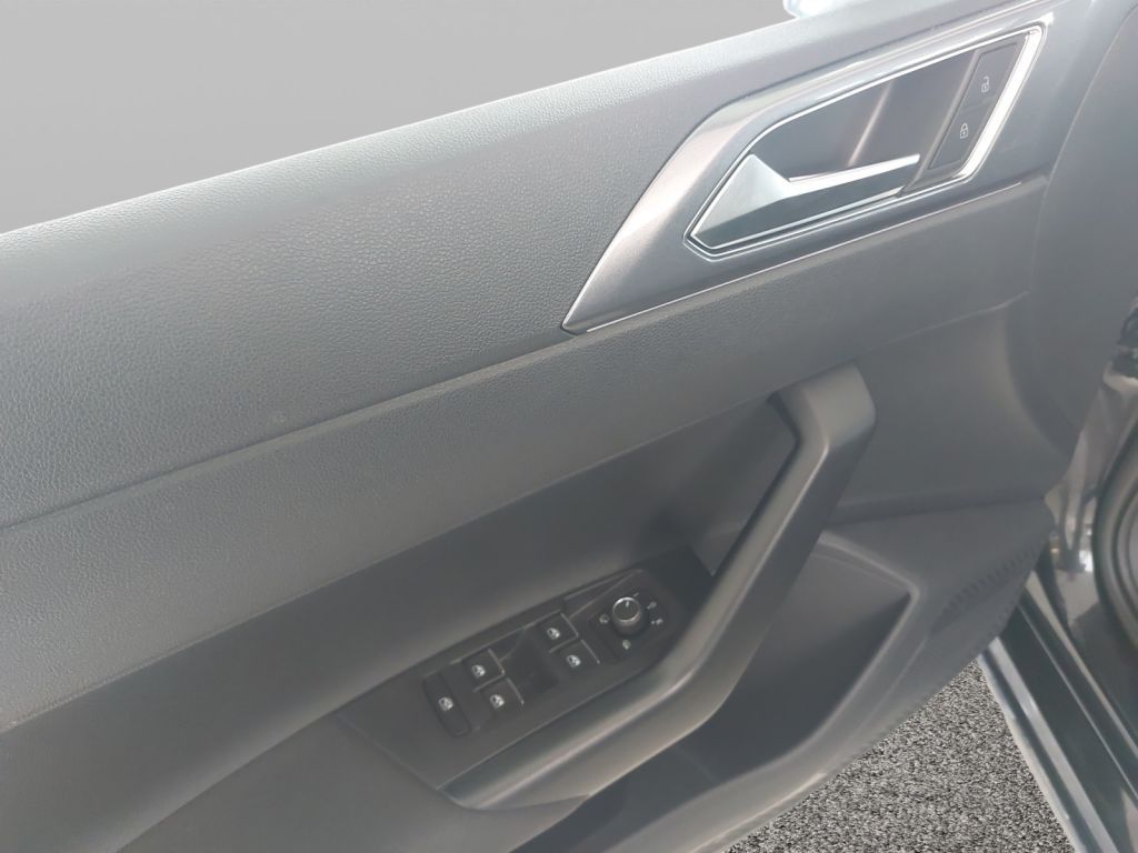 Fahrzeugabbildung Volkswagen Polo 1.0 TSI DSG Style ACC Navi