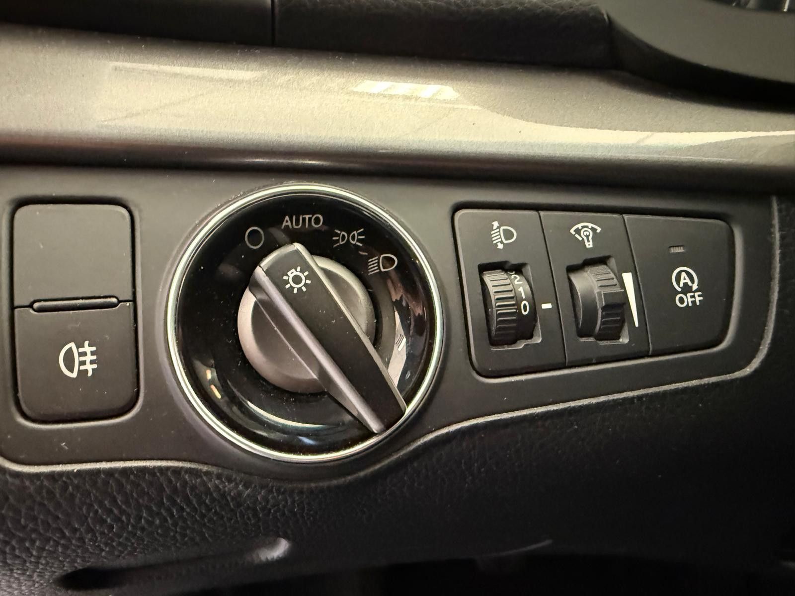 Fahrzeugabbildung Hyundai i40 cw blue Classic /AHK/8.FACH BEREIFT