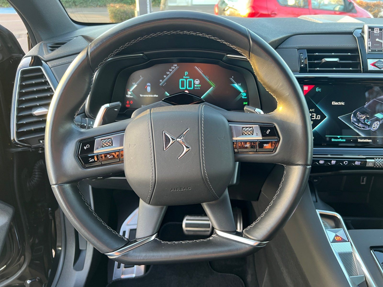 Fahrzeugabbildung DS Automobiles DS7 Crossback E-Tense 4x4 300 Anhängerkupplung