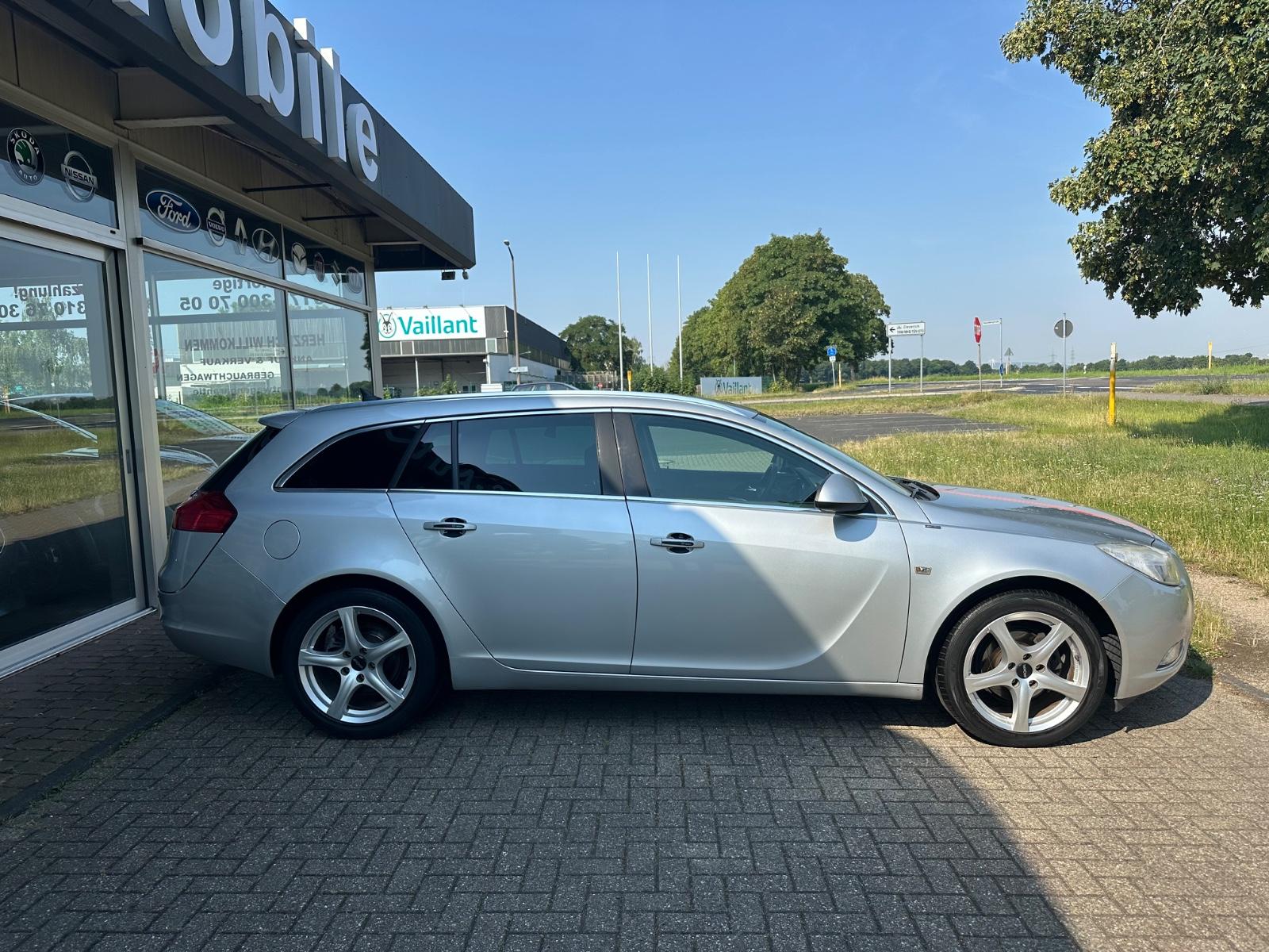 Opel Insignia A Sports Tourer Edition*NAVI*PDC