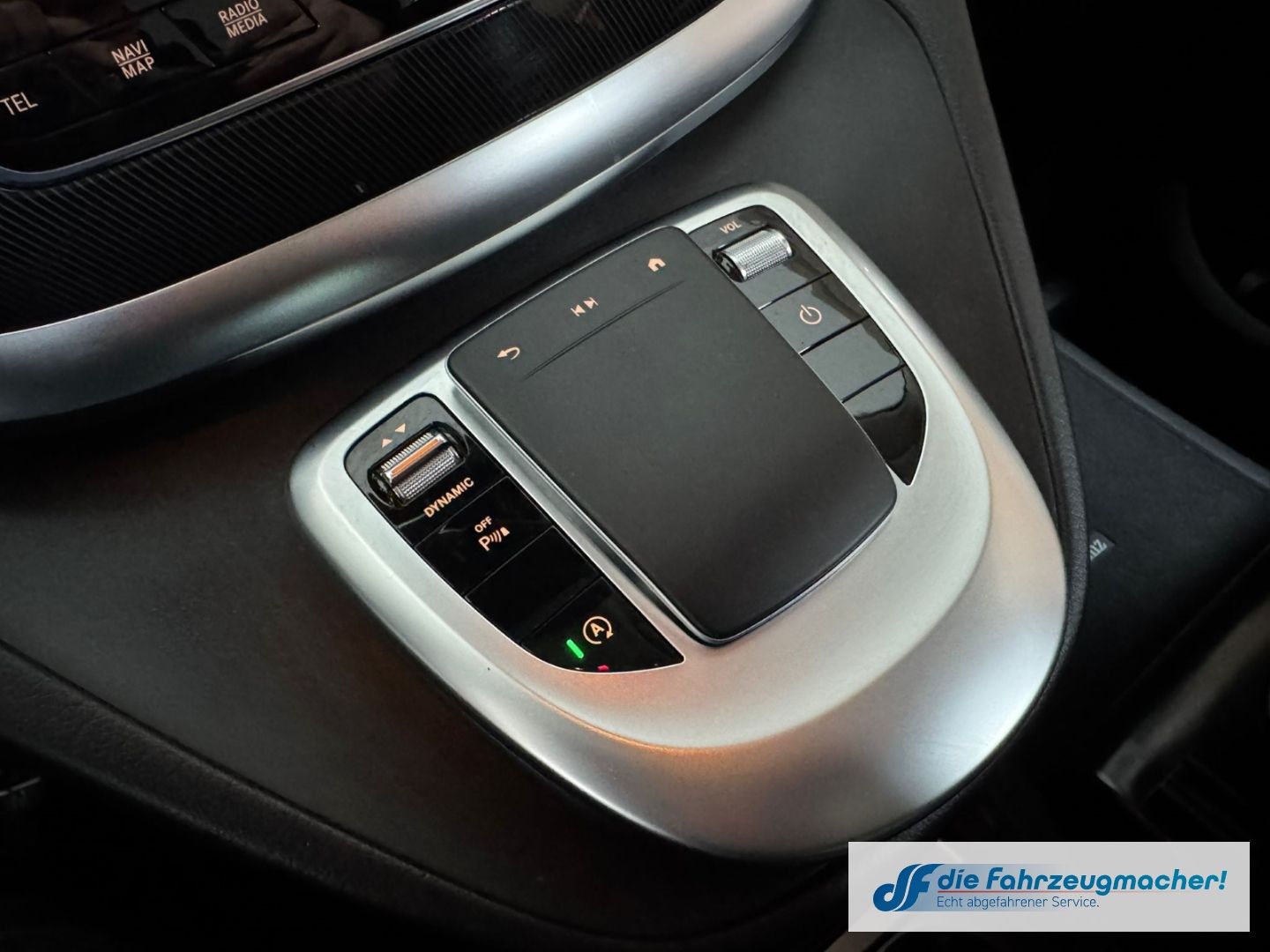 Fahrzeugabbildung Mercedes-Benz V 250 d kompakt LED Blendfreies Fernl. Kurvenlic