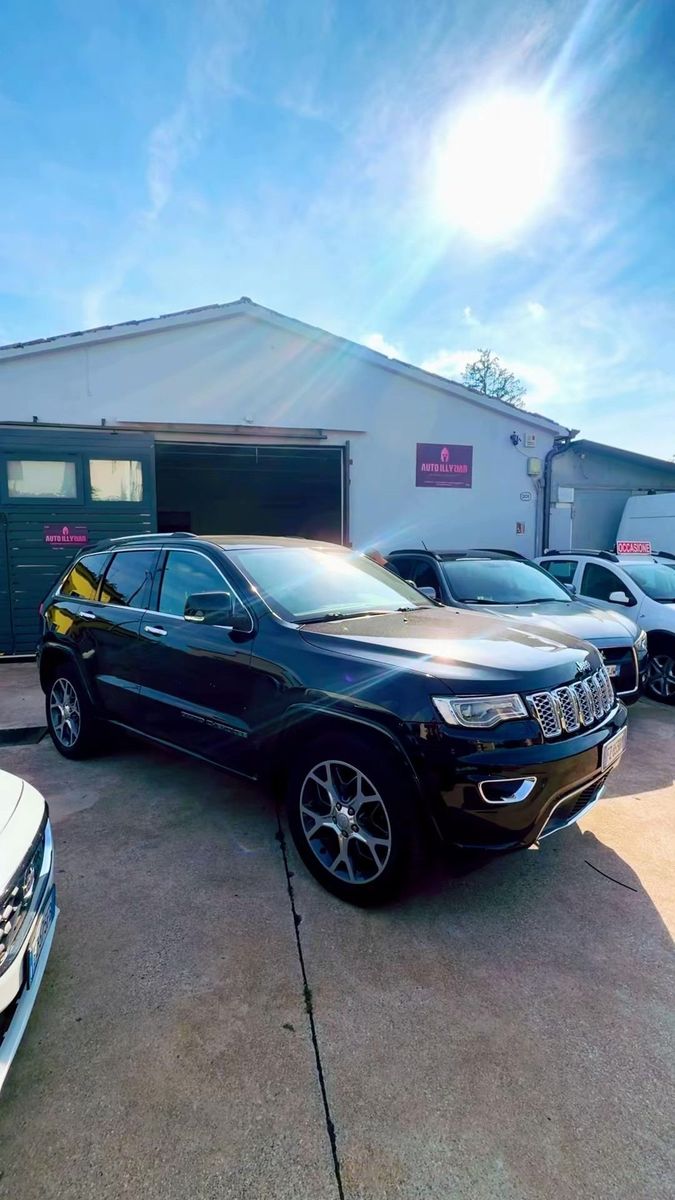 Jeep Grand Cherokee 3.0 V6 CRD 250 CV Multijet I imagem 2