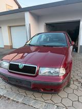 Skoda oktavia 1.6 - gebrauchte Skoda Octavia aus dem Jahr 1997
