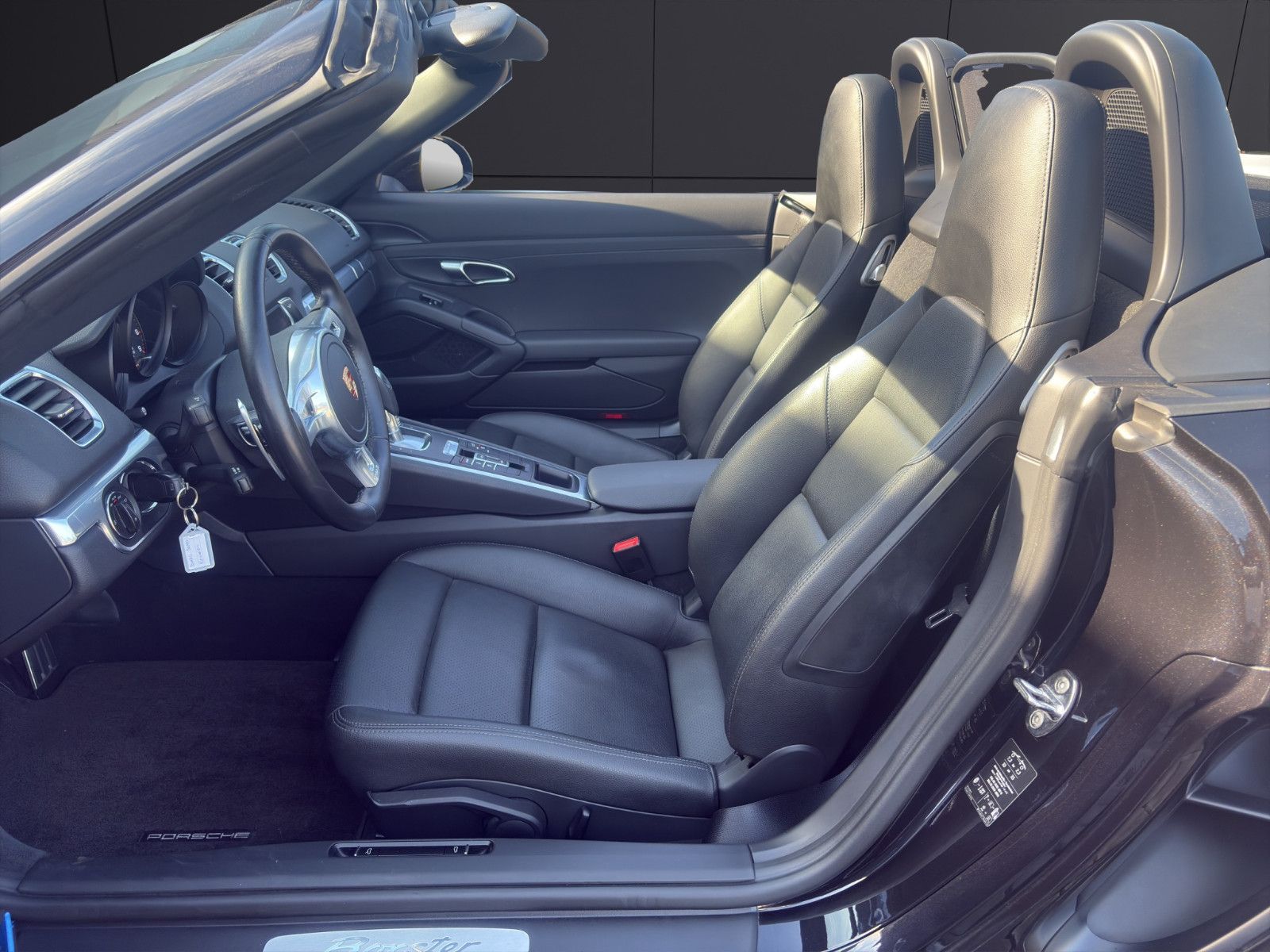 Fahrzeugabbildung Porsche Boxster/NEUZustand/Scheckheftgepflegt/Sauger