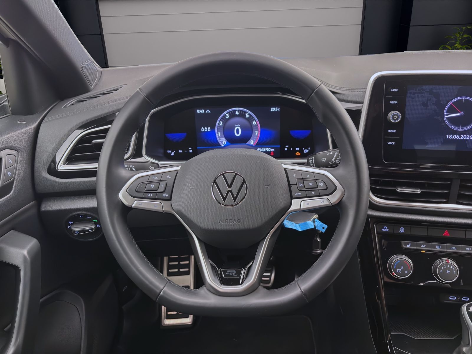 Volkswagen T-Roc - Bild 12