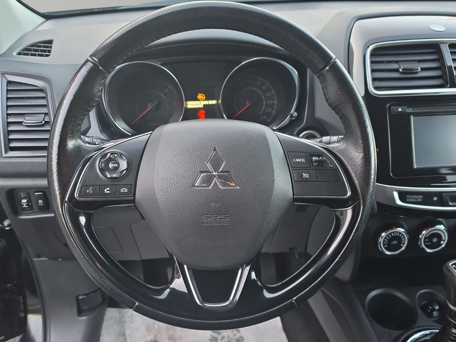 Fahrzeugabbildung Mitsubishi ASX Plus 4WD ALLRAD AUS 1.HAND AHK KAMERA