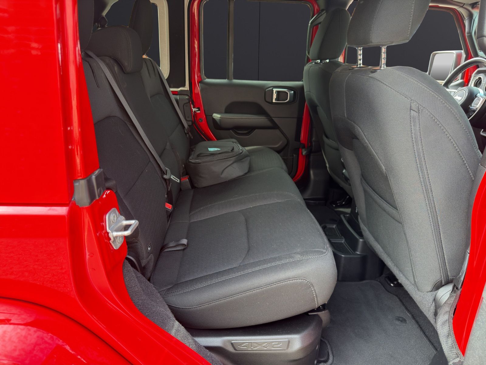 Fahrzeugabbildung Jeep Wrangler Wrangler Unlimited ACC/Keyless/Ambiente