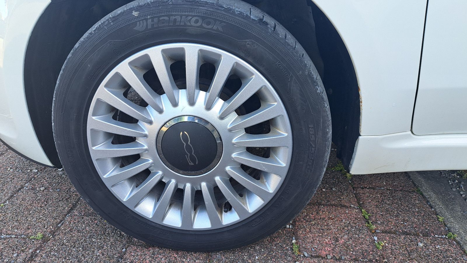 Fahrzeugabbildung Fiat 500 Lounge