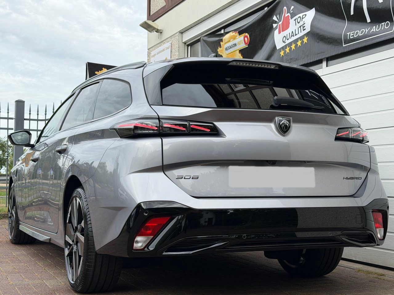 Peugeot 308 SW GT Exclusive Hybrid 145 e-DSC6 Alcan|360° imagem 3