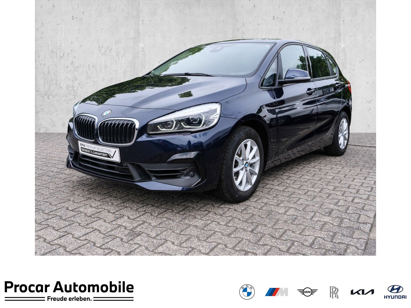 BMW 220i PANO AHK NAVI LED PDC V+H Parkass. Klima