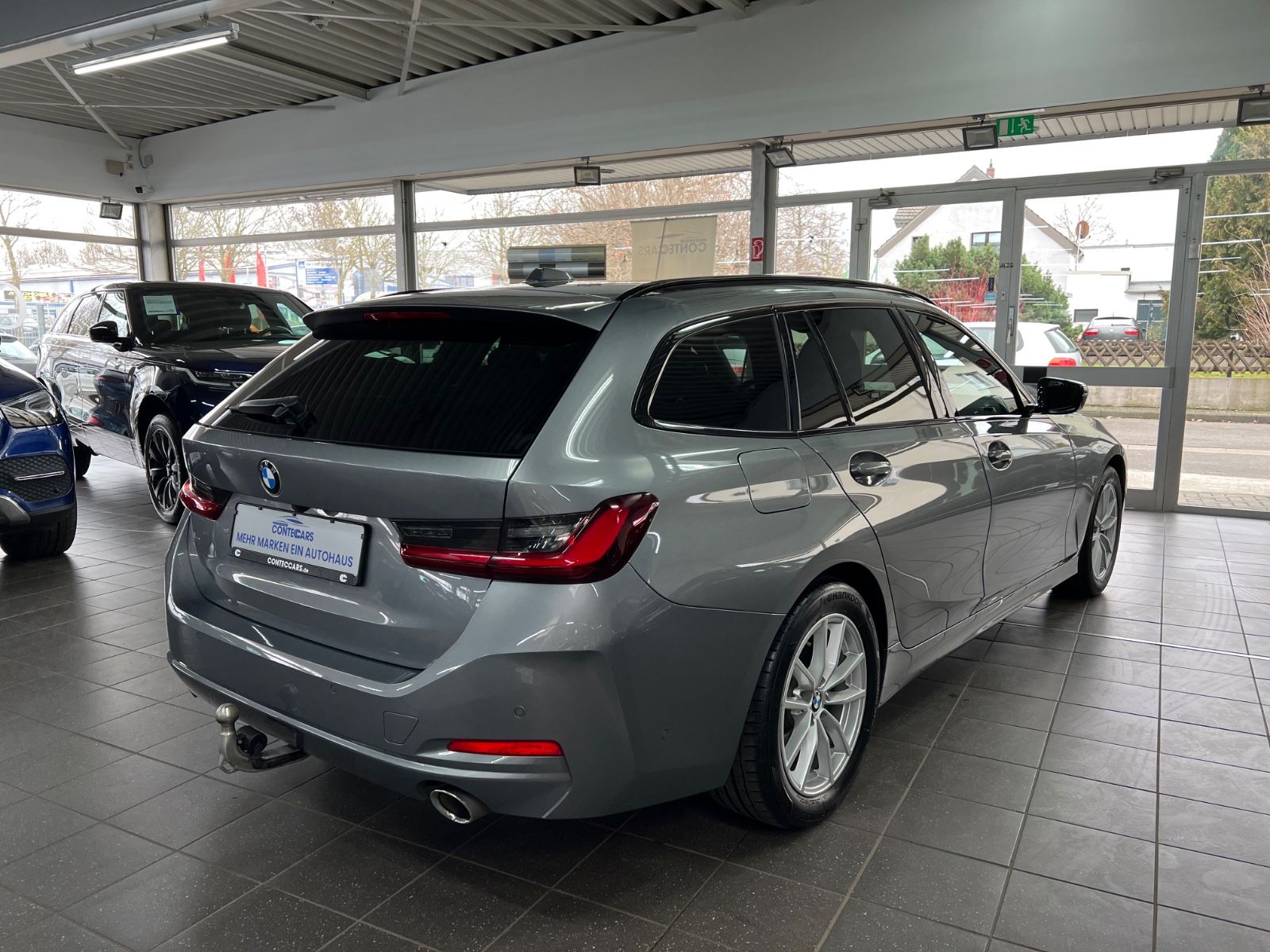 BMW 318 d Touring Driving Assistant+Parkassistent foto 11