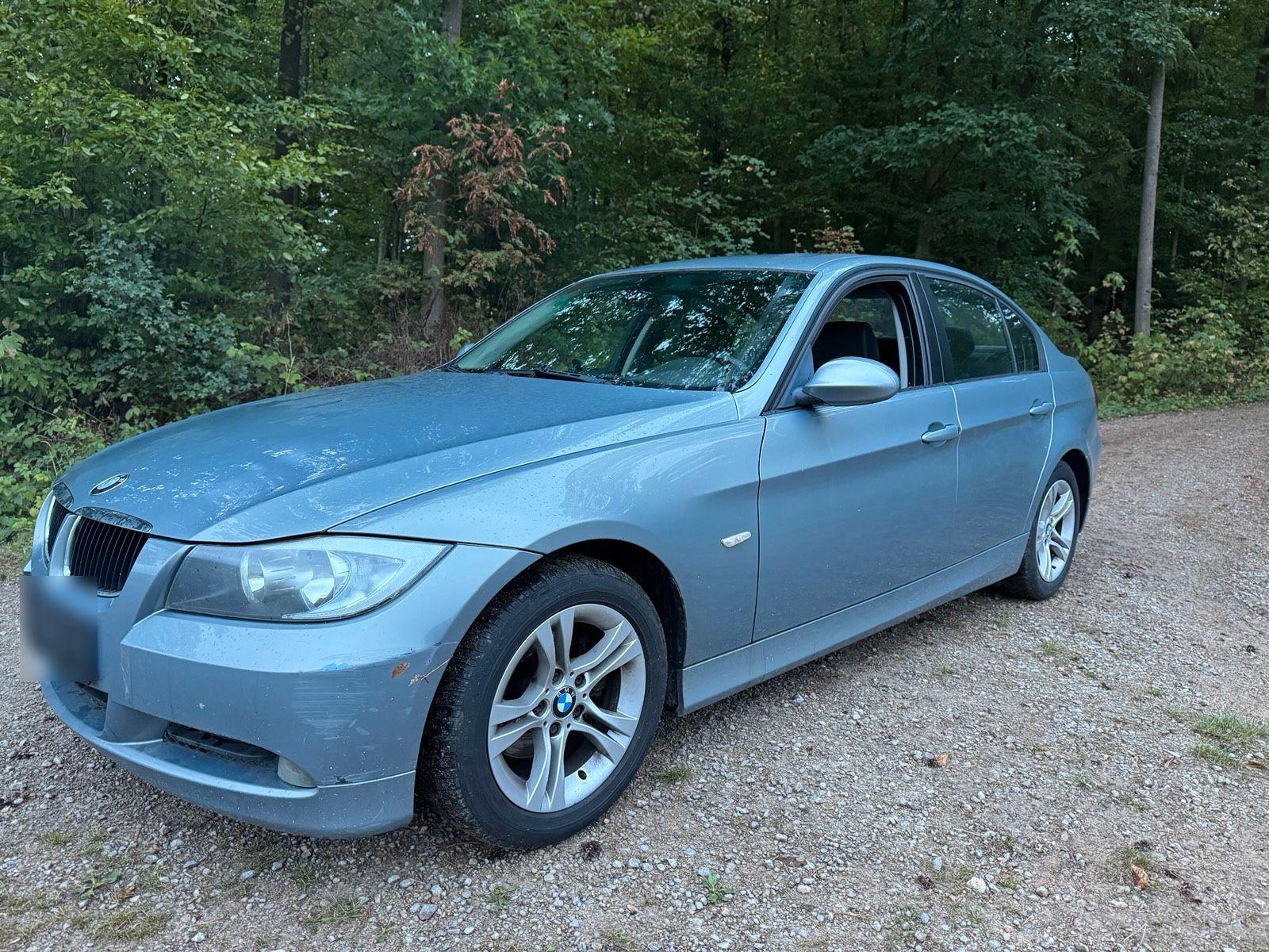 BMW 320