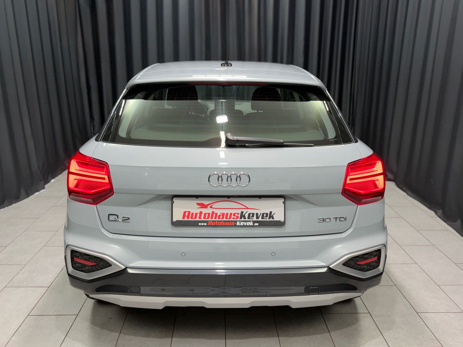 Fahrzeugabbildung Audi Q2 30 TDI advanced|AUTOMATIK|NAVI|KAMERA