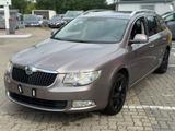 Skoda Superb Combi Ambition XENON/NAVI/170PS - Skoda Superb: 170