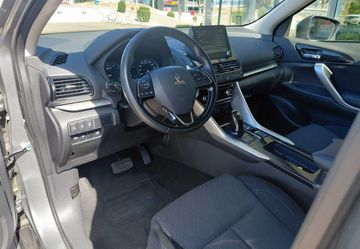 Mitsubishi Eclipse Cross - 11