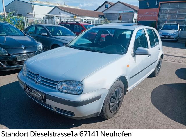 Volkswagen Golf 1.6 Auto /Autom./2.Hd/Schiebedach/