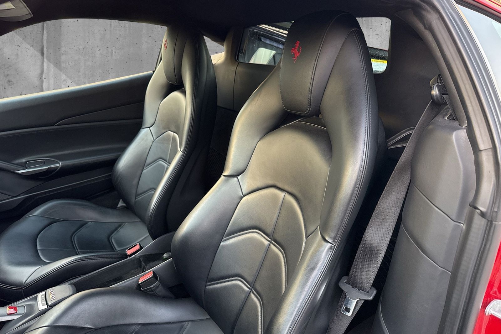 Fahrzeugabbildung Ferrari 488 GTB*Dt.Auto*LED Lenkrad*Kamera*Embleme