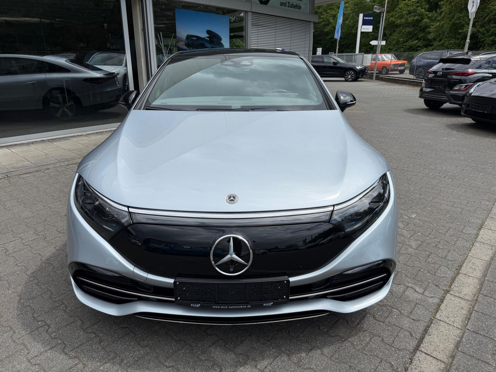 Fahrzeugabbildung Mercedes-Benz EQS  450+ AIRMAT+PANO+LED+SHZ+MEMO+ACC+WP+360°+
