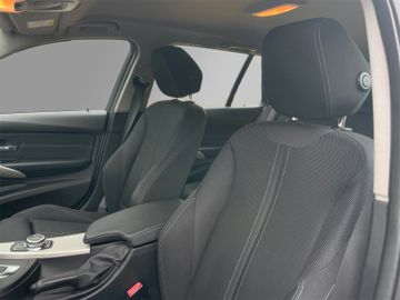 BMW 320i Touring Advantage*Automatik*Buisness*Navi*