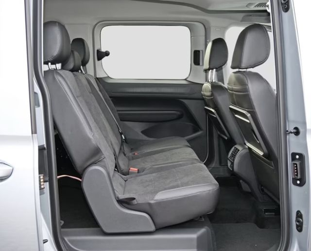 Fahrzeugabbildung Volkswagen Caddy Maxi Style Behindertengerecht Rampe