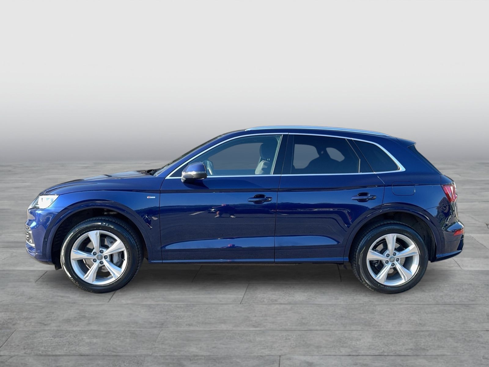 Audi Q5 sport 50TFSIe qu S line MATRIX AHK LUFT PANO imagem 3