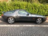 Porsche 928 GTS 