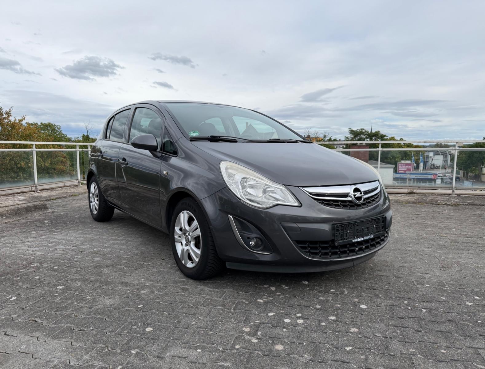 Opel Corsa D* Vollautomatik*2. Hand*Scheckheftg.*Navi