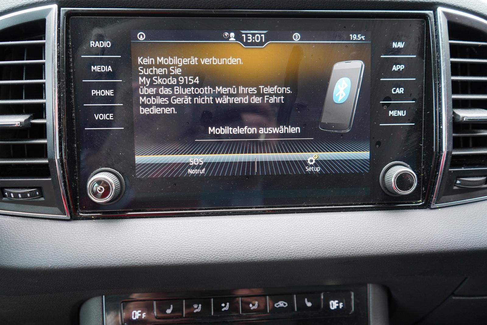 Skoda Karoq 1.5 TSI Tour DSG LED Navi Kamera PDC DAB