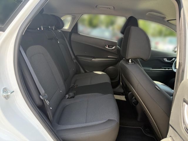 Fahrzeugabbildung Hyundai KONA Trend Elektro 2WD +KLIMA+NAVI+PDC+ACC+UVM+