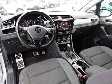 Fotografie des VW Touran 2.0 TDI ACTIVE DSG*AHK*ACC*LED*RFK