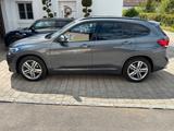 BMW X1 x Drive20d mit Sportpaket AHK Navi - BMW X1: M Sportpaket