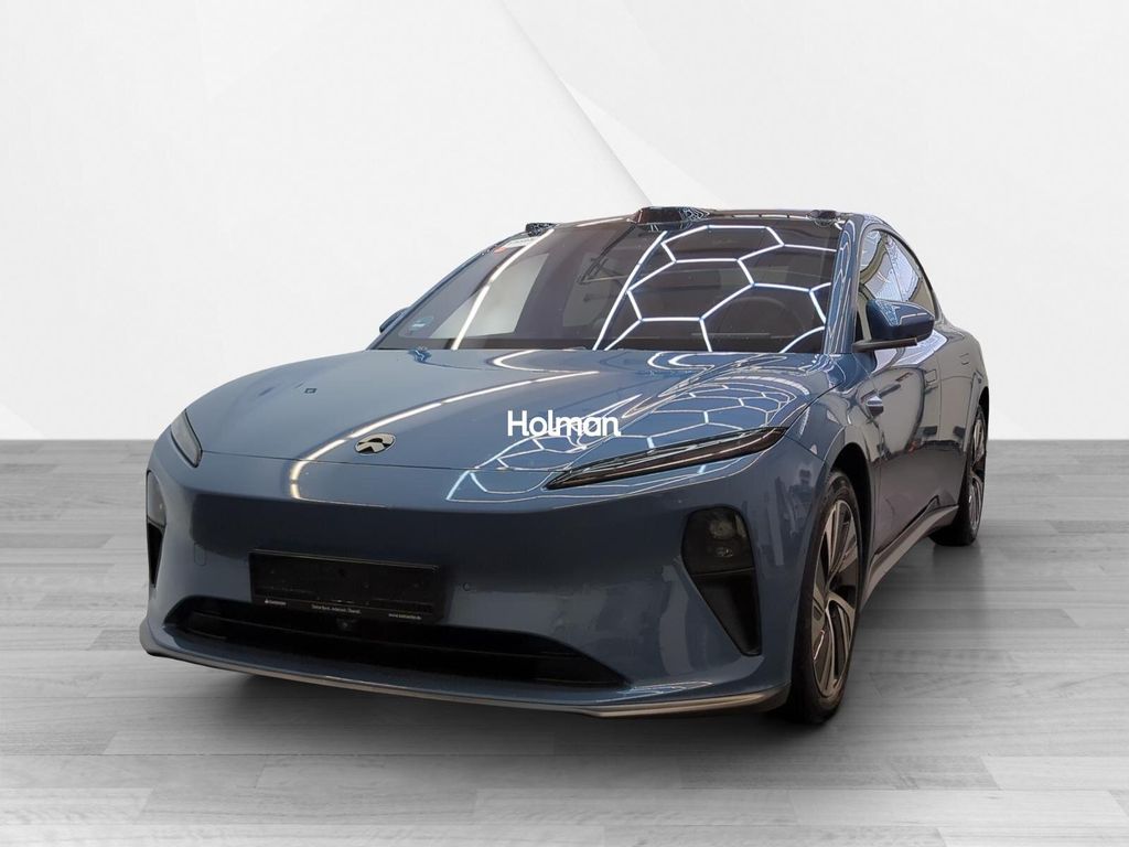 NIO ET5