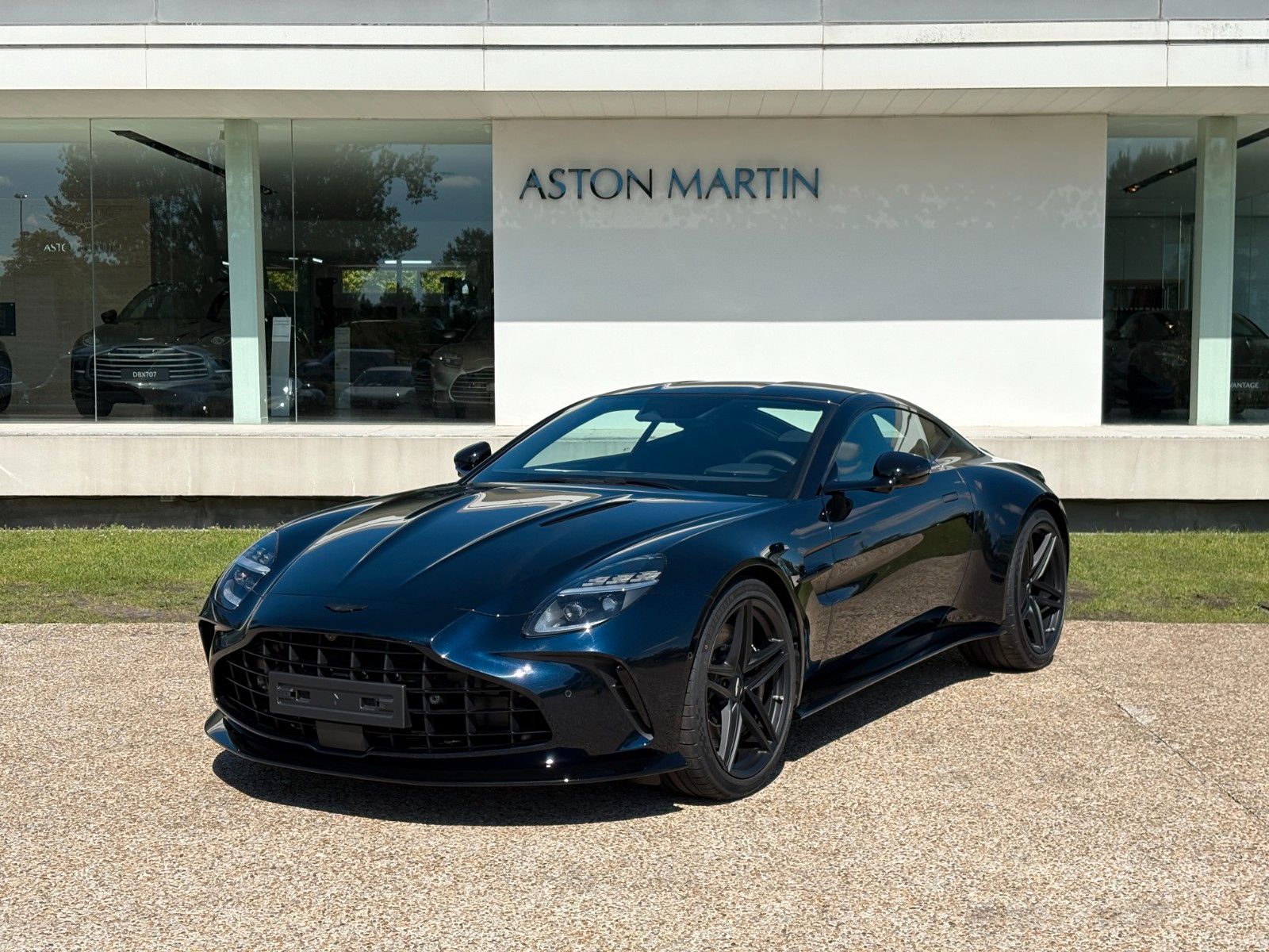 Aston Martin V8 Vantage 4.0 V8