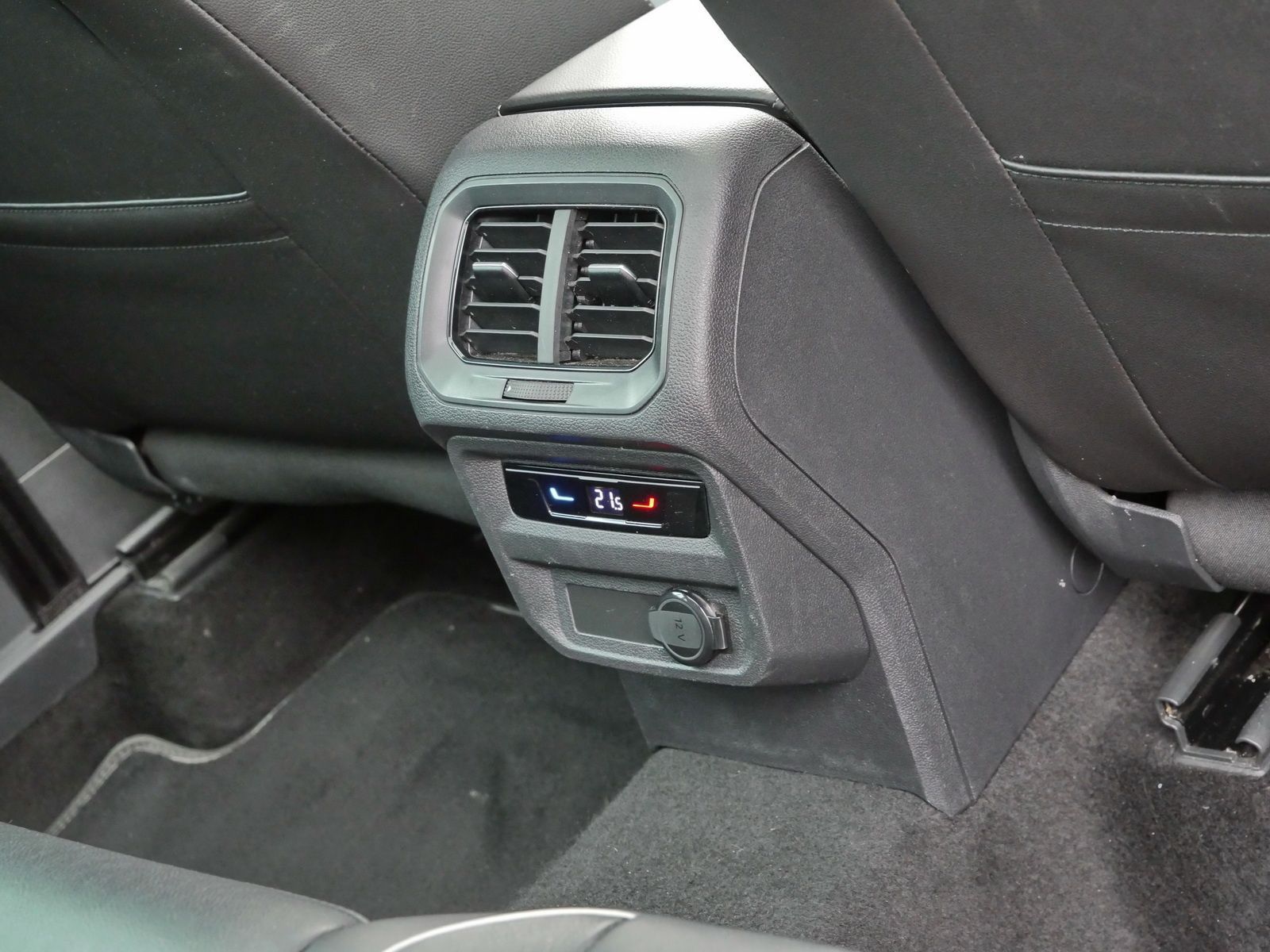 Volkswagen Tiguan - Bild 17