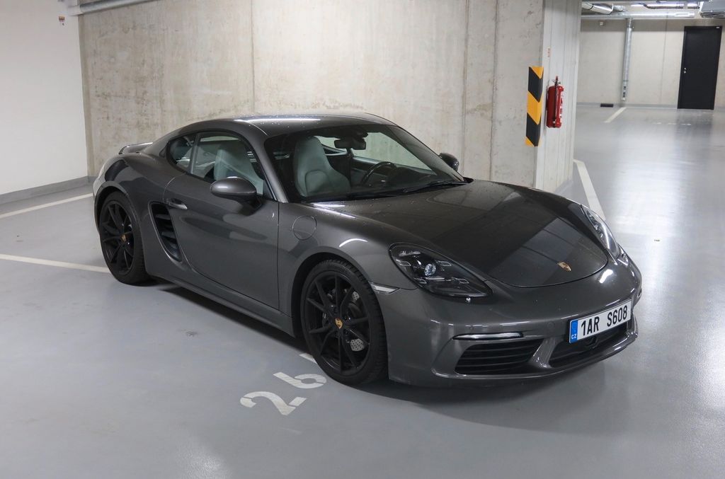 Image of Porsche Cayman