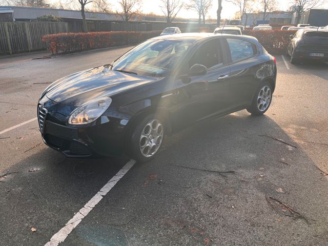 Alfa Romeo Giulietta 1.6 JTDM 16V Turismo