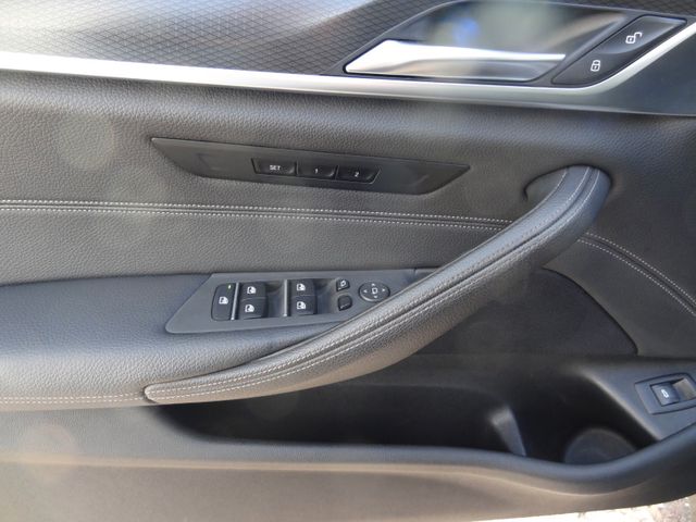 Fahrzeugabbildung BMW 530 e M Sport/1.Hd/Virtual/Leder/Kamera/
