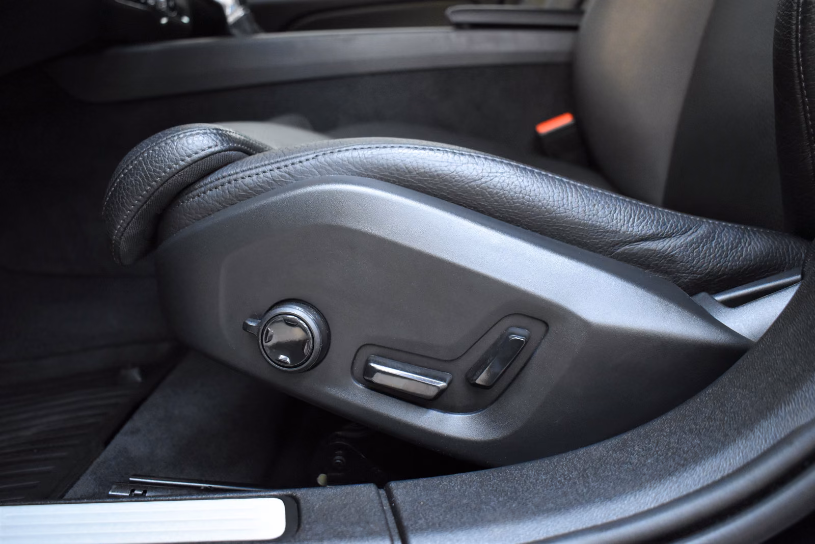Volvo V60 Kombi Inscription+Kamera+Tempomat+LED+Keyles