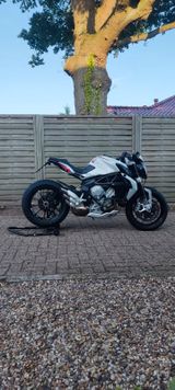 MV Agusta Brutale Dragster  - Angebote entsprechen deinen Suchkriterien