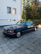 Mercedes-Benz Mercedes Benz 260 SE - Mercedes-Benz E 260: Von Privat