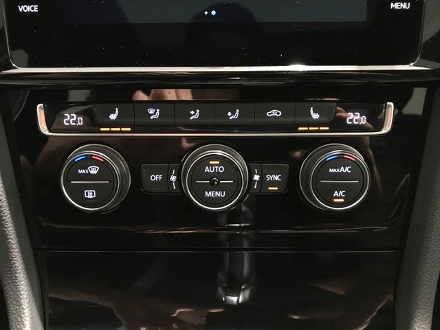 Volkswagen Golf VII R 2.0 TSI 4M DSG ACC KAM LED NAV PAN