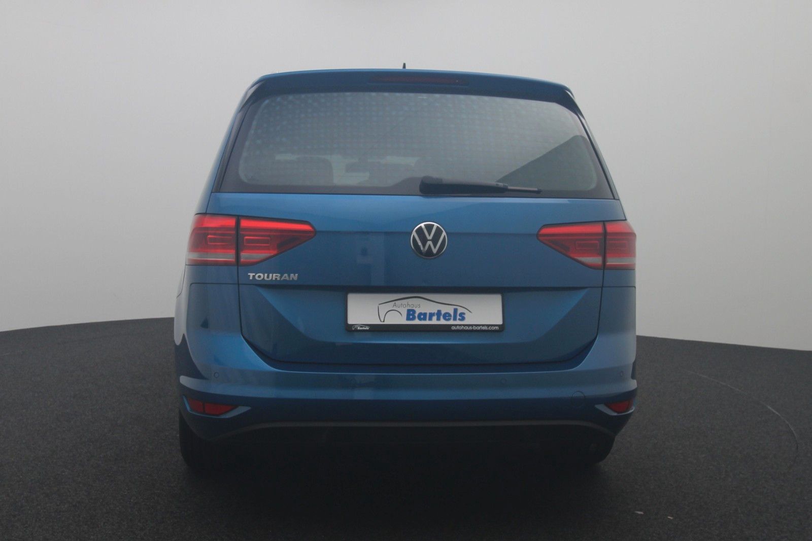 Fahrzeugabbildung Volkswagen Touran Comfortline ACC AHK Panorama7Sitze