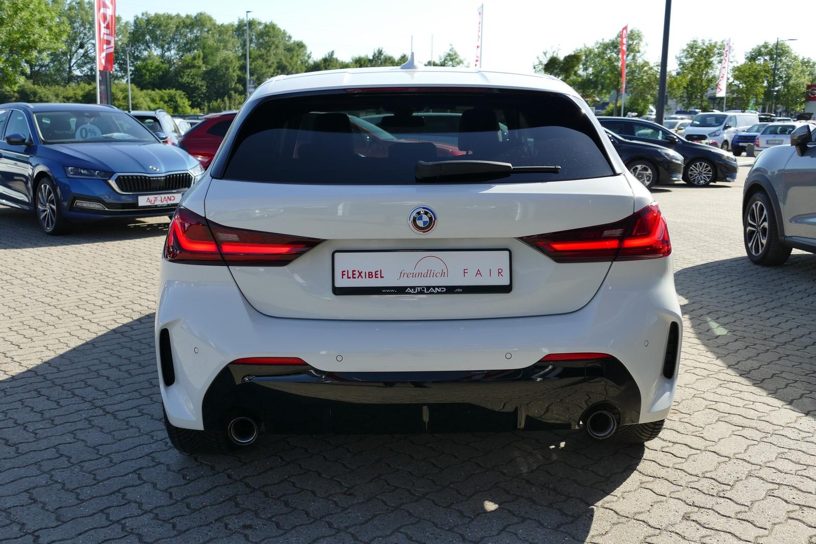 BMW 1 Series i M Sport Aut. LED Navi Sportsitze Teilleder, миниатюра 4