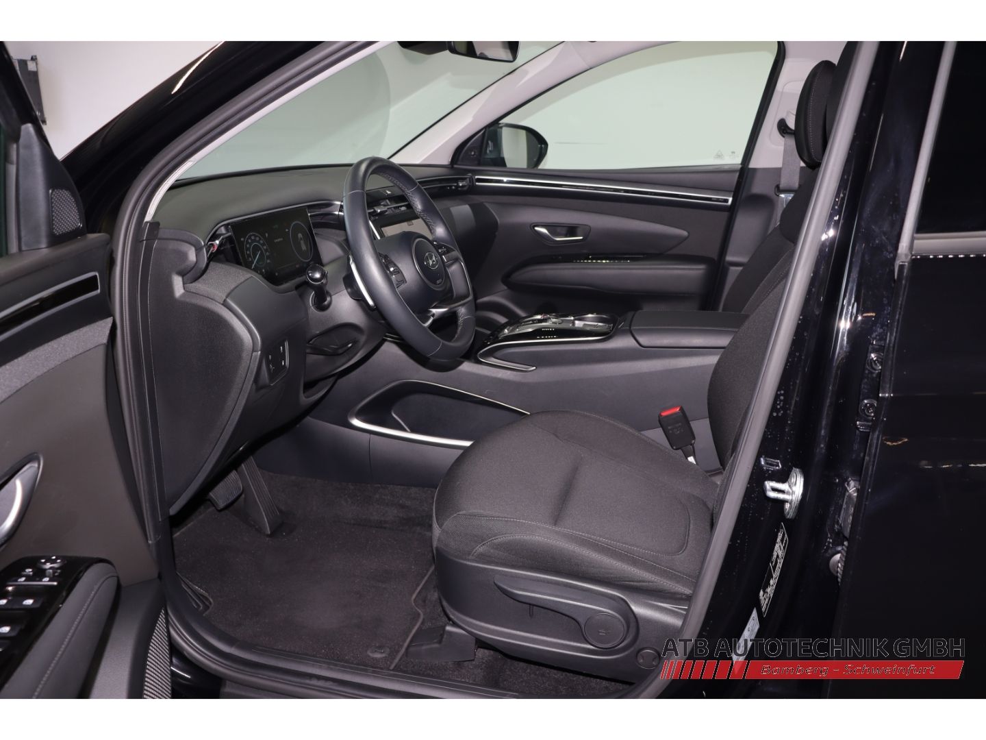 Fahrzeugabbildung Hyundai Tucson Trend PHEV 97,7%SOH 1.6 T-GDi 265PS 6-AT