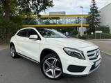 Mercedes-Benz GLA 180 *AMG-LINE*Panorama*Kamera* - Mercedes-Benz GLA 180: Automatik