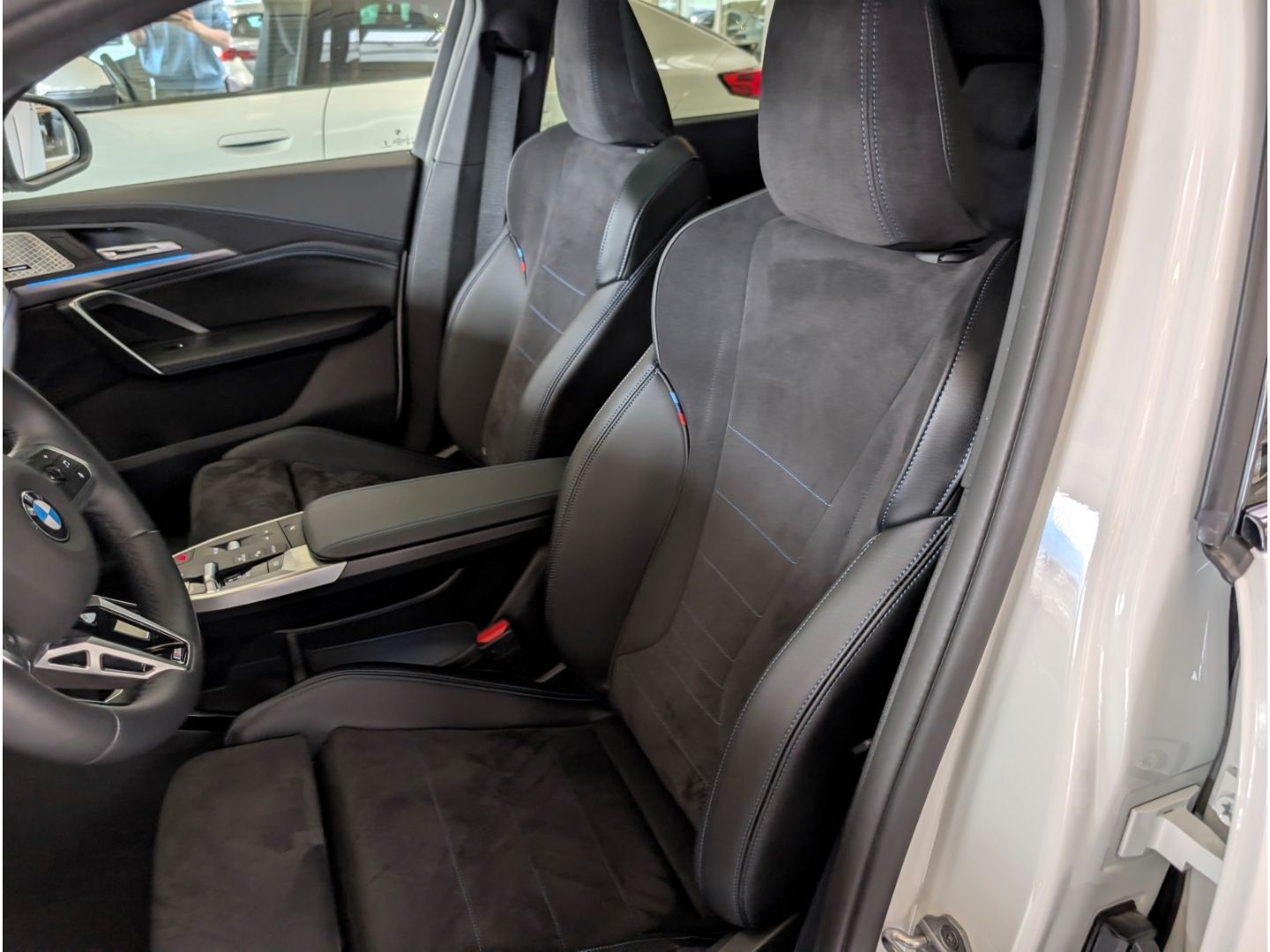 BMW X2 20 i sDrive M Sport PANO AHK ELEKT.SITZE H K foto 11