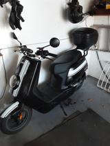 NIU NGT - Niu Roller