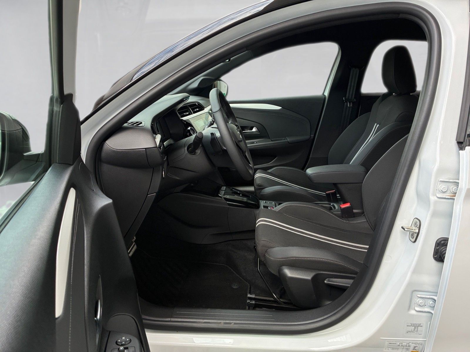Fahrzeugabbildung Opel Corsa F GS 100PS Automatik/Kamera/Navi!