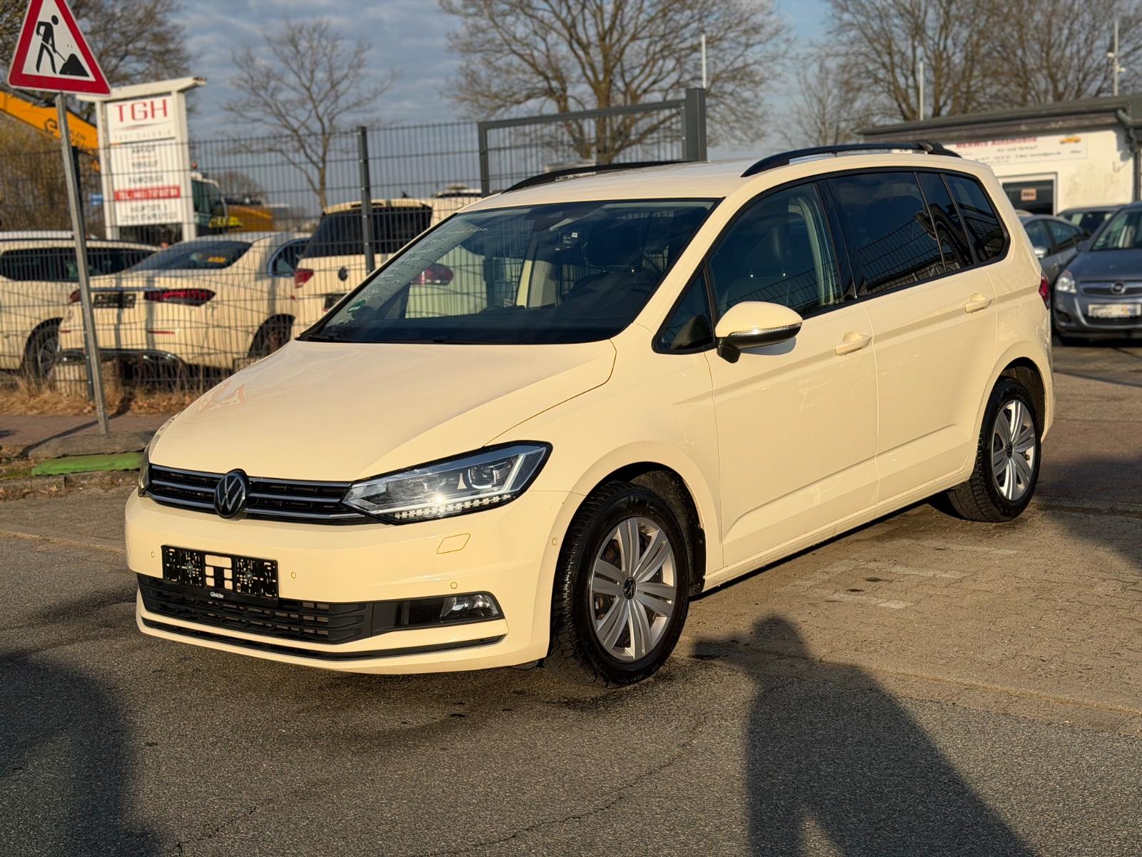 Volkswagen Touran 2.0 TDI Aut*Kamera*Digitaltacho*Xen*LED*